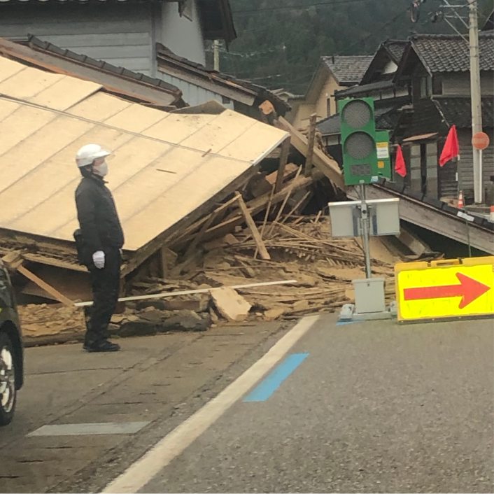 Secours au Japon  la suite du sisme